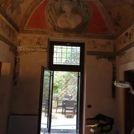 Palazzo Rinascimentale Con Affreschi Appartement *