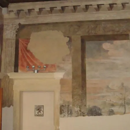 アパート Palazzo Rinascimentale Con Affreschi